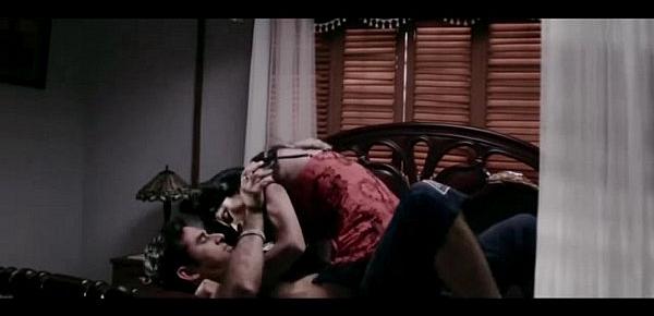  Veena-Maliks-Hot-Erotic-Bed-Scene-From-Mumbai-125-KM--Bollywood-Hindi-Movie