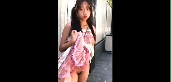  中国网红小鸟酱vip户外裸体跳舞视频流出