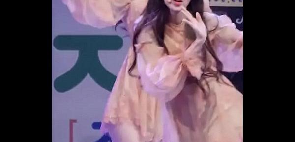  公众号【91公社】韩国女团淡粉色连衣裙性感诱惑热舞
