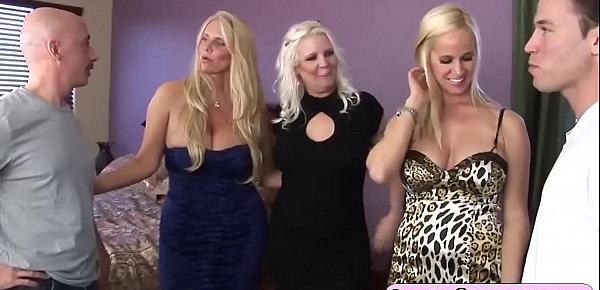  cougargroupsex-29-3-217-platinum-blond-trio-of-cougars-have-full-on-orgy-hd-2